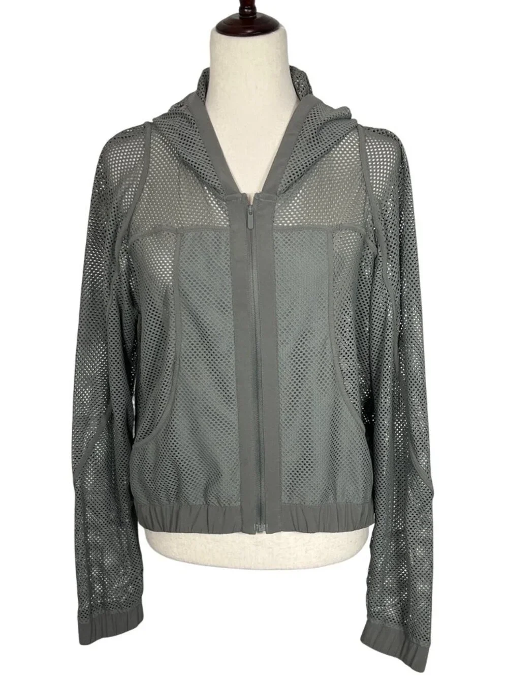 LULULEMON Relaxed Fit Mesh Jacket Gray Sage Sz 6 #W3EZOS NWOT